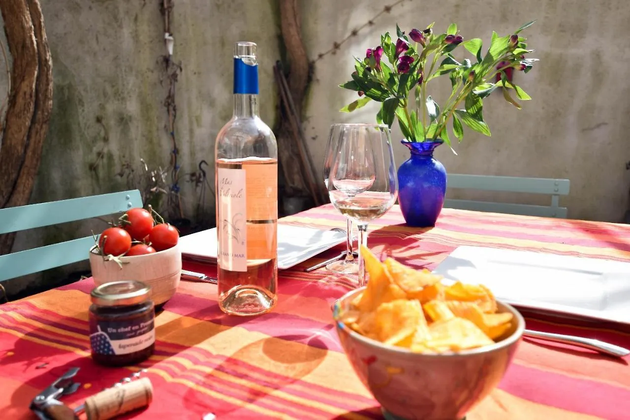 Holiday home Zen Arena, Clim - Terrasse Villa Arles